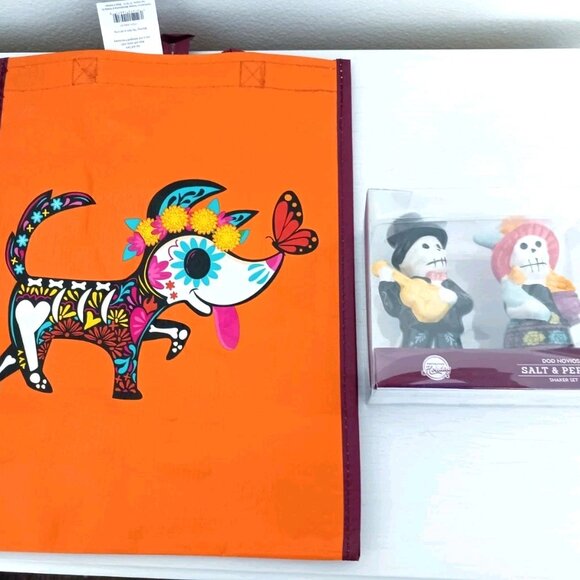 Dia De Los Muertos Day of the Dead Salt + Pepper Shakers+ Reusable Bag New - Picture 1 of 10